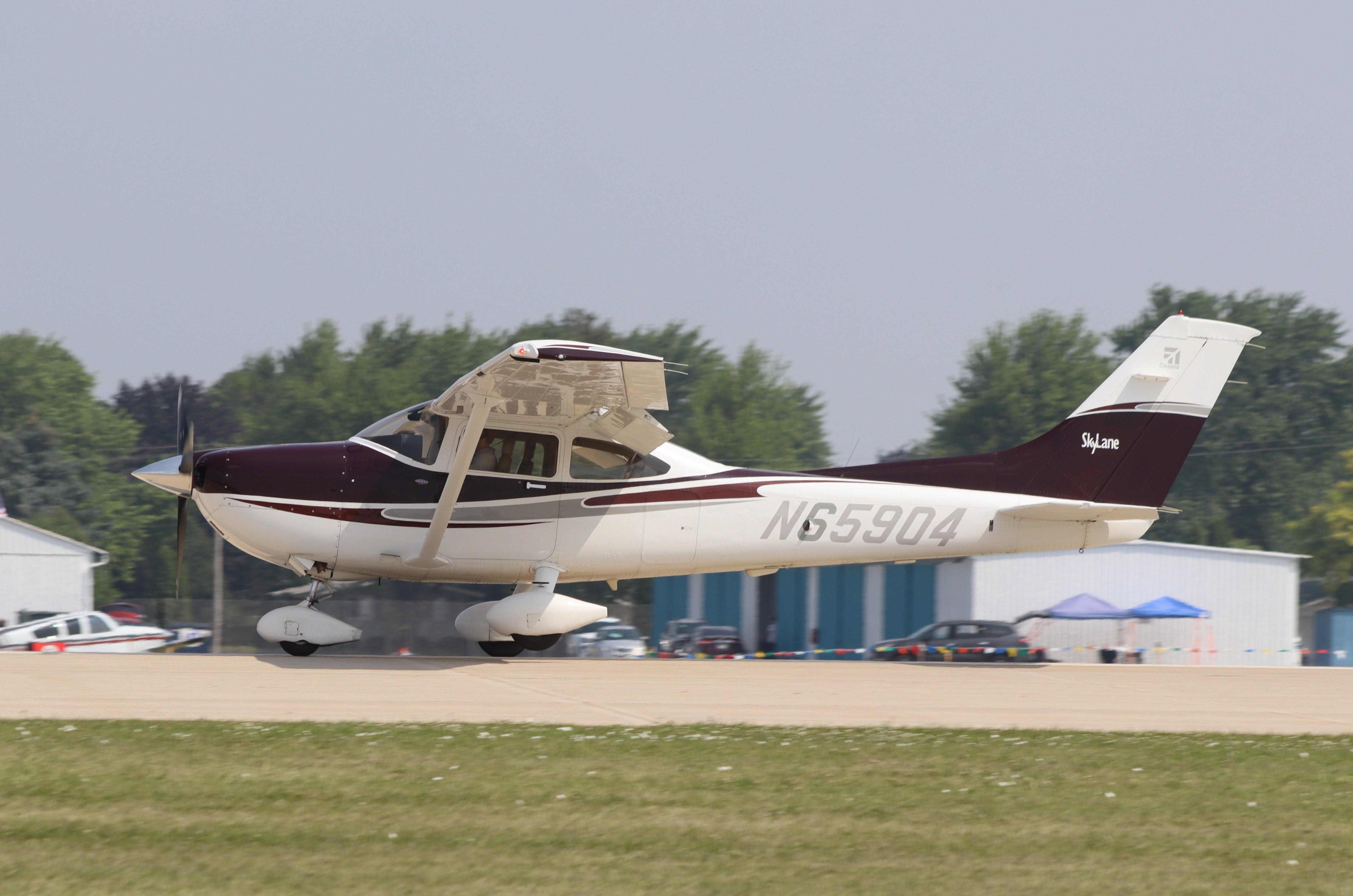 Aircraft N65904, Cessna 182T, at KOSH, photo by MarkPasqualino