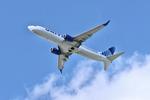 Aircraft N76533, B738 United Airlines Boeing 737-824 N76533 departing 28R KORD, at KORD, photo by MarkKalfas