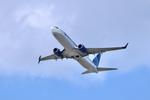 Aircraft N76533, B738 United Airlines Boeing 737-824 N76533 departing 28R KORD, at KORD, photo by MarkKalfas