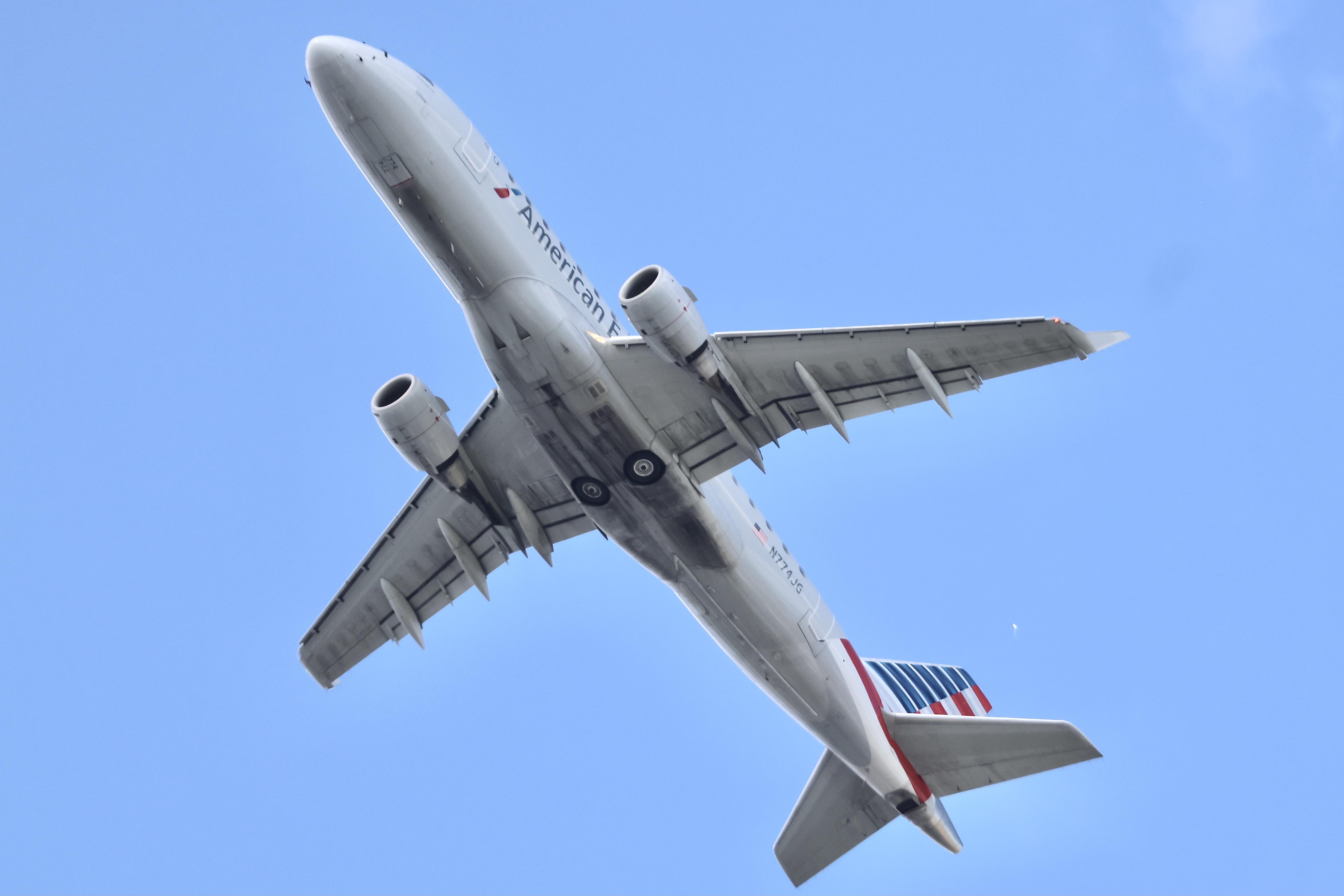 N774JG photo, click to enlarge