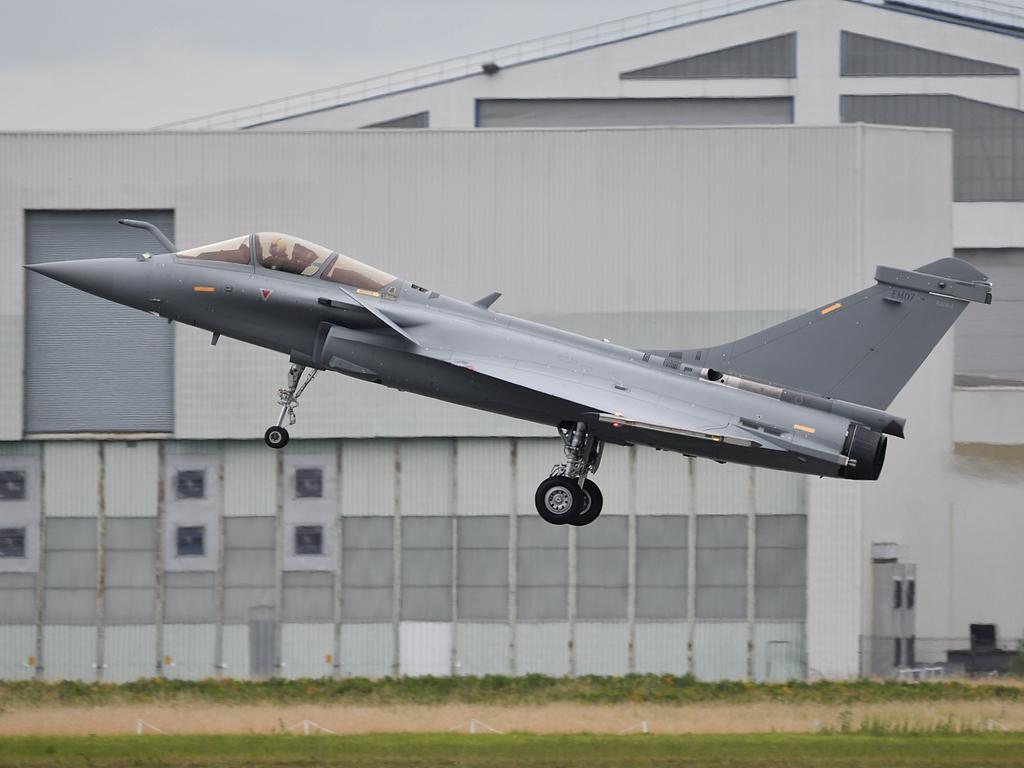 Aircraft EM07, Egypt - Air Force, at LFBD, photo by Jean Christophe Ravon / FRENCHSKY
