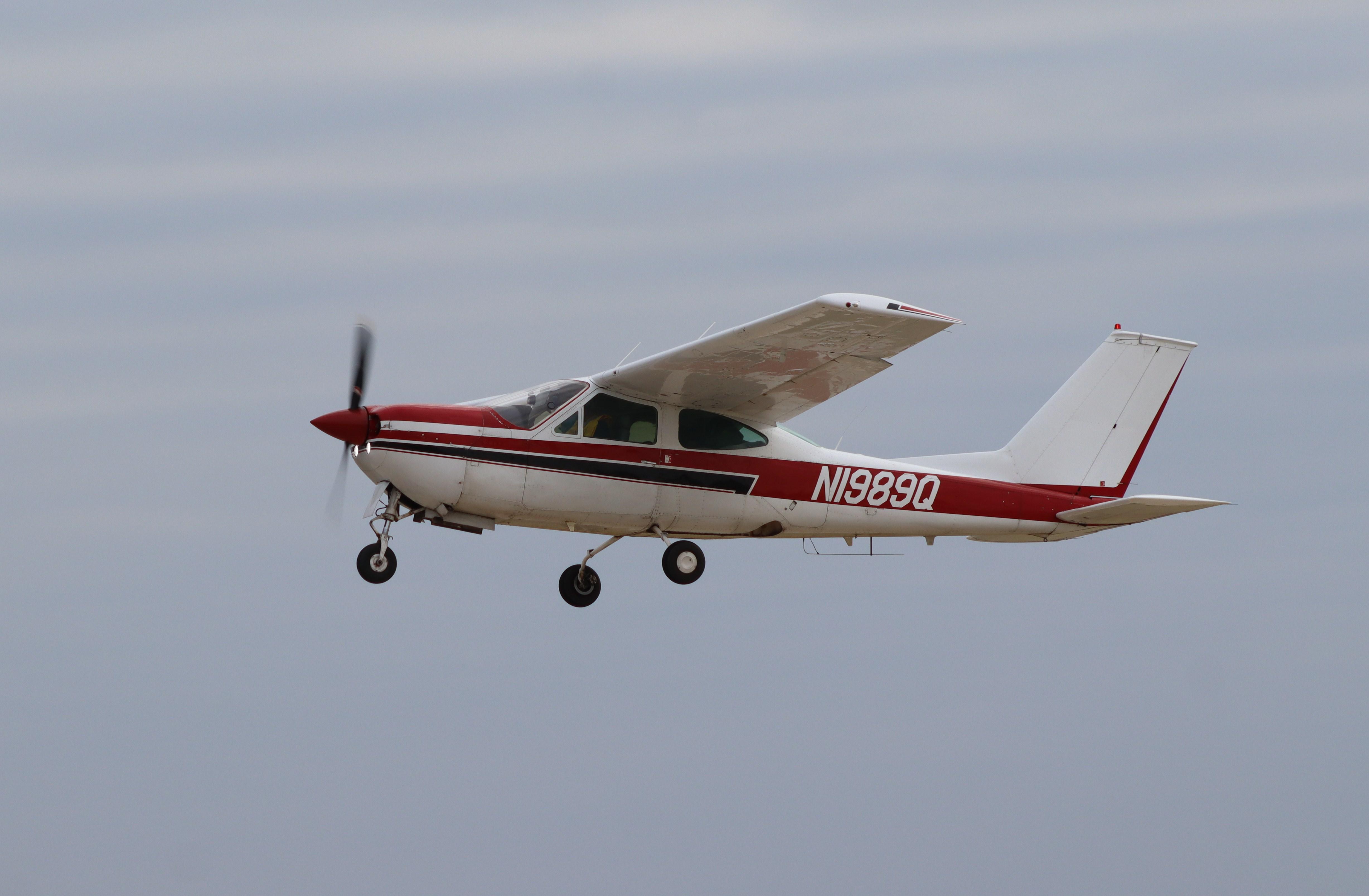 N1989Q photo, click to enlarge