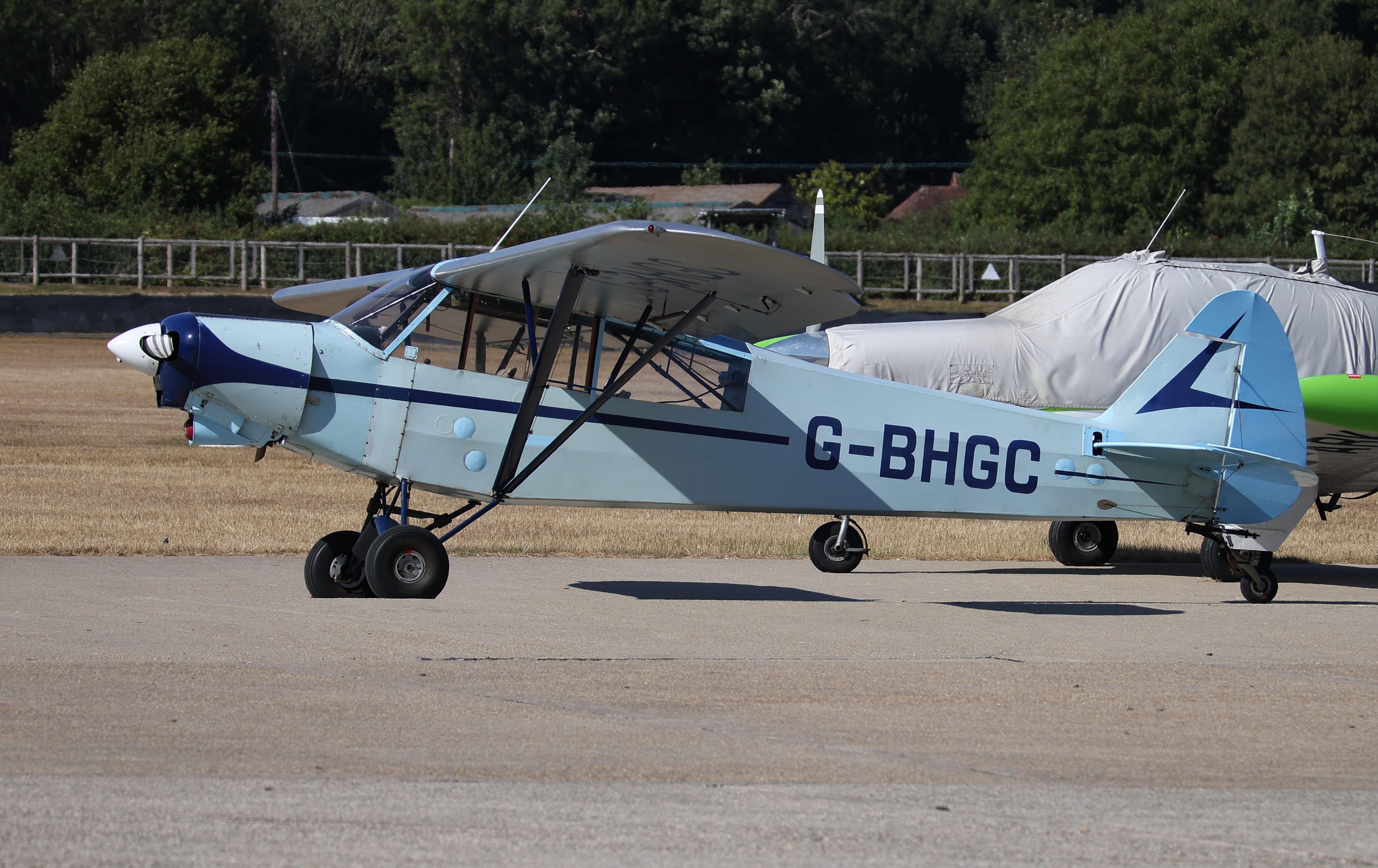 G-BHGC photo, click to enlarge