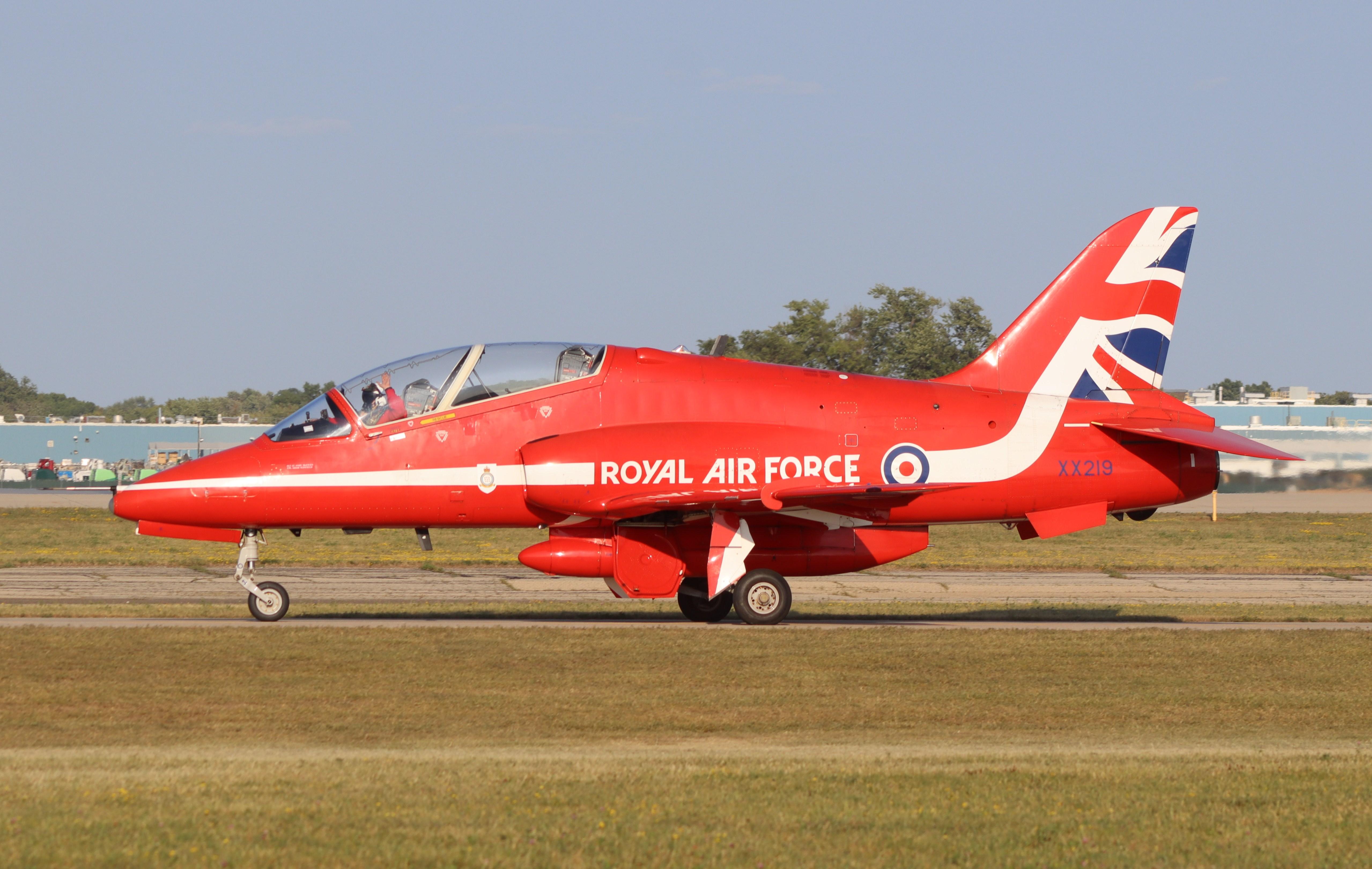 Aircraft XX219, Hawker Siddeley Hawk T.1A, at KOSH, photo by MarkPasqualino