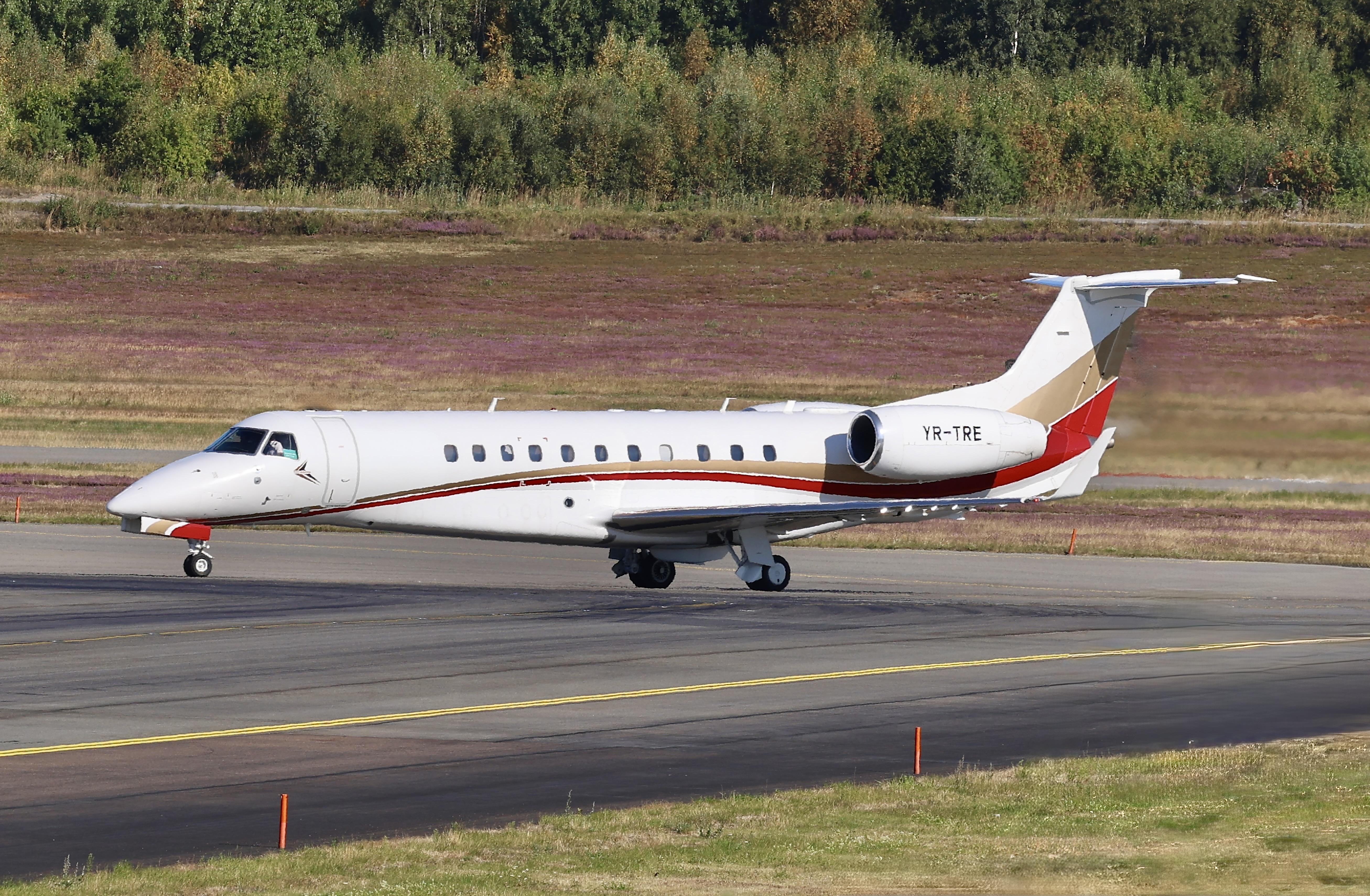 Aircraft YR-TRE, Twy Z, at ESSA, photo by wijken