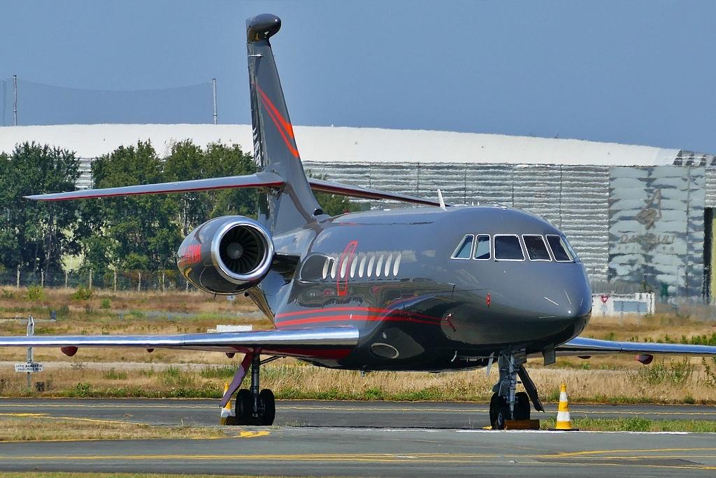 Aircraft LX-EVM, Geneva (GVA) Bordeaux (BOD) (SVW29VM), at LFBD, photo by Jean Christophe Ravon / FRENCHSKY