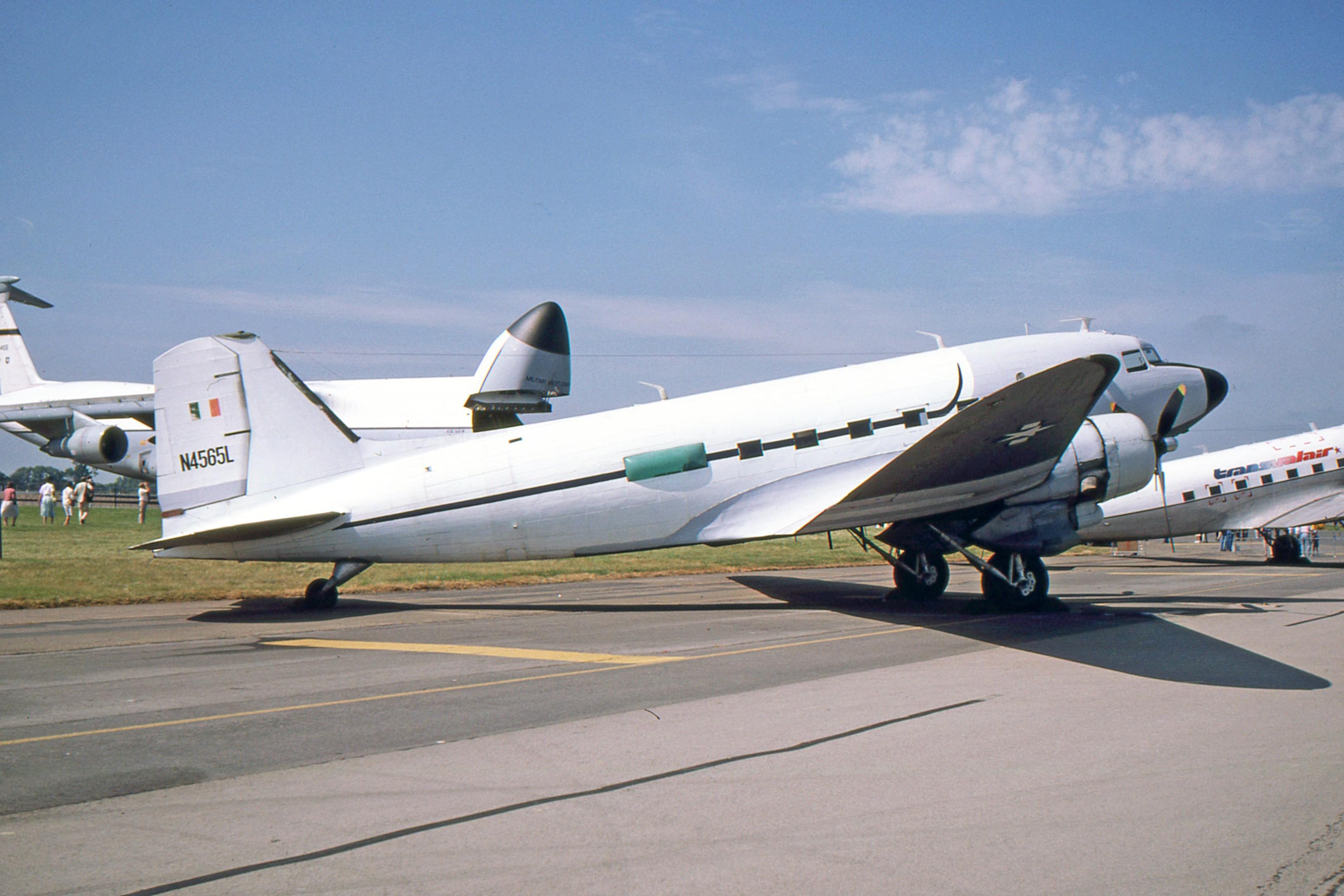 N4565L photo, click to enlarge
