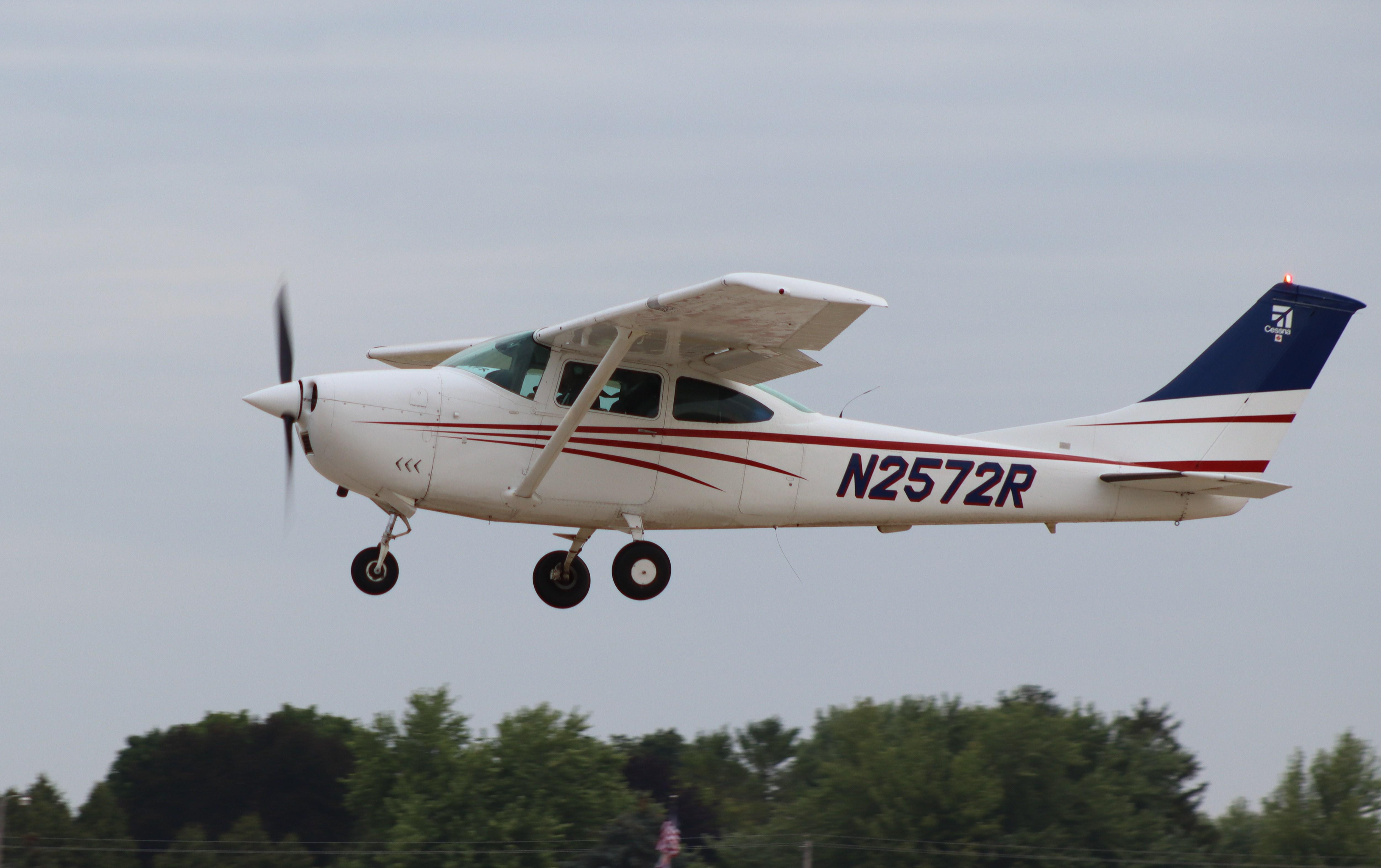 N2572R photo, click to enlarge