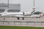 Aircraft OE-IMZ, Untitled Gulfstream G450, at LOWW, photo by Andy Graf