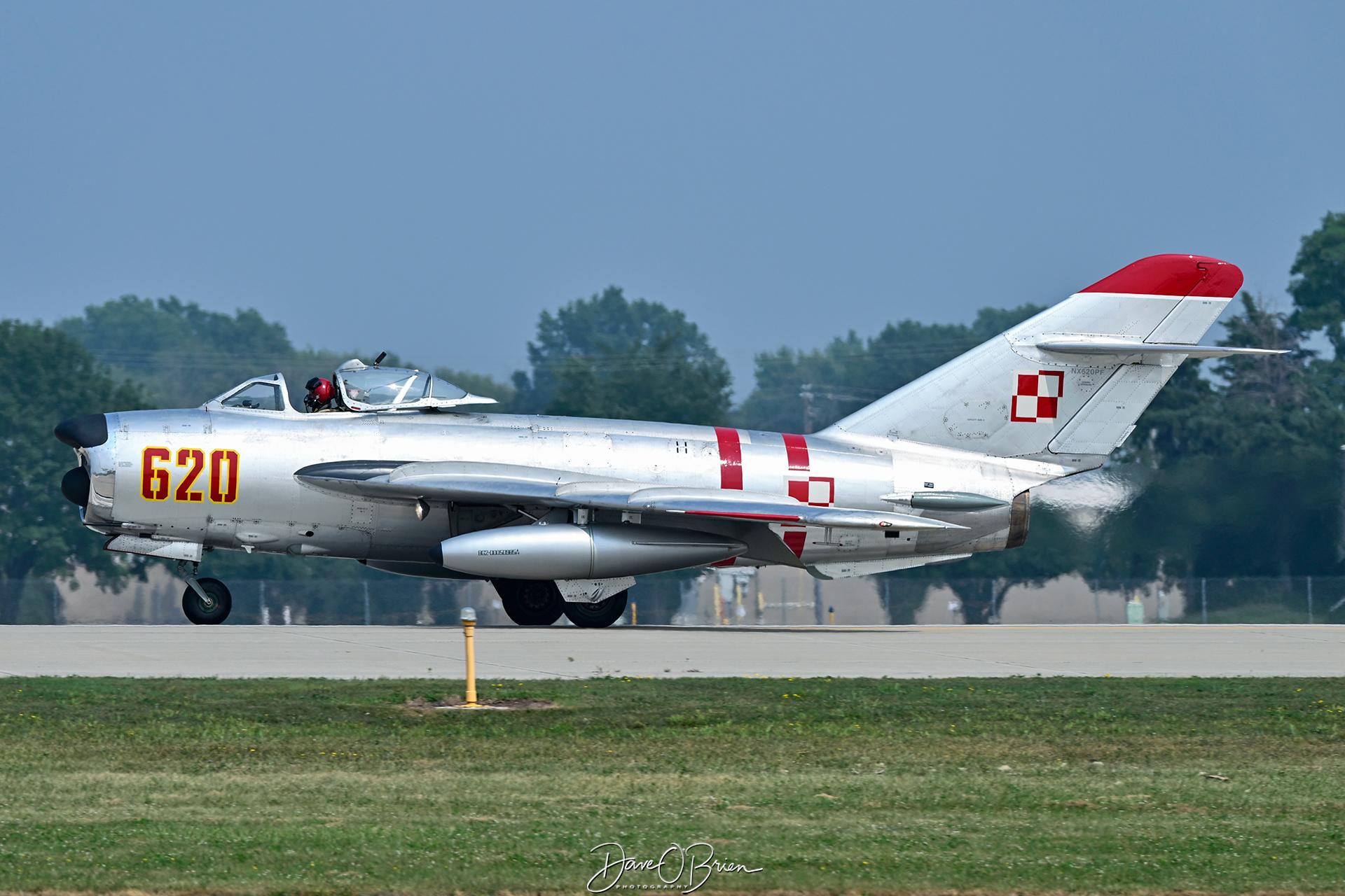 N620PF photo, click to enlarge