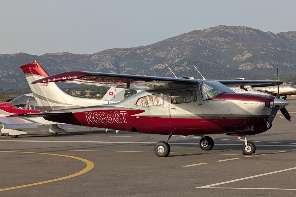 N685GT photo, click to enlarge