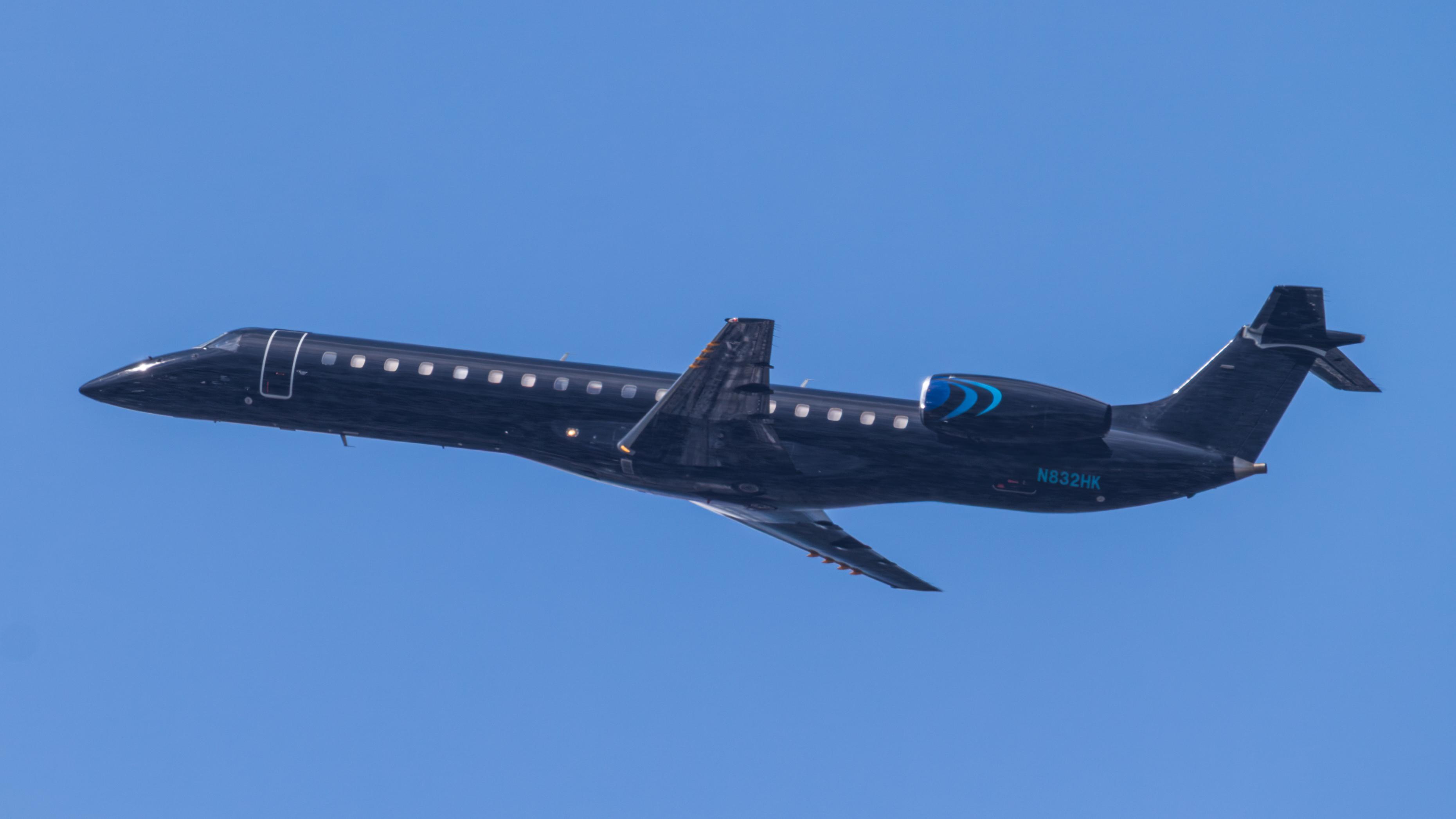 N832HK photo, click to enlarge