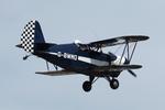 Aircraft G-BWMO, Landing at Northrepps., at X3CX, photo by Graham Reeve