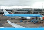 Aircraft PH-BHP, Boeing 787-9 Dreamliner of KLM at Amsterdam Schiphol airport, at EHAM, photo by iwarnecke