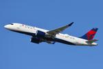 Aircraft N314DU, Delta A223 take-off, at KBOS, photo by FerryPNL