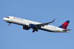 Aircraft N546DN, Delta A321N taking-off, at KBOS, photo by FerryPNL