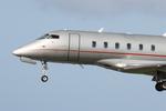 Aircraft 9H-VCY, Bombardier BD-100-1A10 Challenger 350, On final rwy 25L, Brest-Bretagne Airport (LFRB-BES), at LFRB, photo by Yves-Q