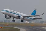 Aircraft 9K-AKG, Kuwait Airways A320, at LOWW, photo by Andy Graf