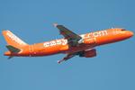 Aircraft G-EZUI, Easyjet A320, at LOWW, photo by Andy Graf