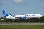 Aircraft N27476, United 1740 arrives at Southwest Florida International Airport following flight from Chicago-O’Hare International Airport, at KRSW, photo by Suncoast Spotter