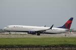 Aircraft N869DN, Delta 1196 arrives at Southwest Florida International Airport following flight from Hartsfield-Jackson Atlanta International Airport, at KRSW, photo by Suncoast Spotter
