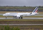 Aircraft F-HOZH, Twy W, at ESSA, photo by wijken