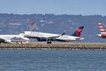 Aircraft N334DU, SFO 2026, at KSFO, photo by ClaytonEddy