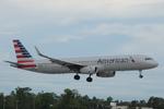Aircraft N129AA, American 1781 arrives at Southwest Florida International Airport following flight from Charlotte-Douglas International Airport, at KRSW, photo by Suncoast Spotter
