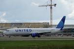 Aircraft N69888, United 2670 arrives at Southwest Florida International Airport following a weather diversion on a flight from Houston Bush Intercontinental Airport to Fort Lauderdale-Hollywood International Airport, at KRSW, photo by Suncoast Spotter