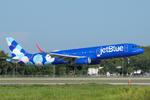 Aircraft N998JE, JetBlue 165 arrives at Southwest Florida International Airport following flight from Boston Logan International Airport, at KRSW, photo by Suncoast Spotter