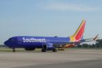 Aircraft N8725L, Southwest 2441 taxis at Southwest Florida International Airport prior to flight to Nashville International Airport, at KRSW, photo by Suncoast Spotter