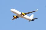 Aircraft EC-ODM, Airbus A320-232, Climbing from rwy 03, Nantes-Atlantique airport (LFRS-NTE), at LFRS, photo by Yves-Q
