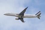 Aircraft F-HBLE, Embraer 190LR, long approach rwy 21, Nantes-Atlantique airport (LFRS-NTE), at LFRS, photo by Yves-Q