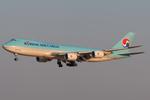 Aircraft HL7624, Korean Air 747-8, at LOWW, photo by Andy Graf