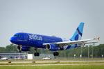 Aircraft N529JB, JetBlue 1551 arrives at Southwest Florida International Airport following flight from Westchester County Airport, at KRSW, photo by Suncoast Spotter