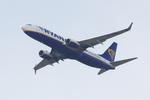 Aircraft EI-DWG, Boeing 737-8AS, Climbing from rwy 03, Nantes-Atlantique airport (LFRS-NTE), at LFRS, photo by Yves-Q