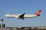 Aircraft TC-LOE, Rwy 19L, at ESSA, photo by wijken