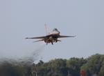 Aircraft 01-7052, USAF F-16C zx, at KOSH, photo by FloridaMetal