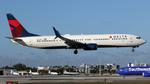 Aircraft N921DU, at mia, at KMIA, photo by Ronald