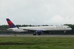 Aircraft N594NW, Delta 2001 arrives at Southwest Florida International Airport following flight from Detroit Metro Airport, at KRSW, photo by Suncoast Spotter