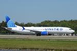 Aircraft N37514, United 2494 departs Southwest Florida International Airport enroute to Chicago-O’Hare International Airport, at KRSW, photo by Suncoast Spotter