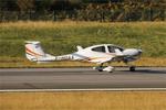 Aircraft F-HOAA, Diamond DA-40 Diamond Star, Landing rwy 07R, Brest-Bretagne Airport (LFRB-BES), at LFRB, photo by Yves-Q
