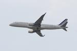 Aircraft F-HBLE, Embraer 190LR, long approach rwy 21, Nantes-Atlantique airport (LFRS-NTE), at LFRS, photo by Yves-Q