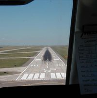 - N27MJ on finals at runway 35R - by Syed Rasheed