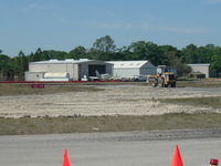 La Belle Municipal Airport photo, click to enlarge