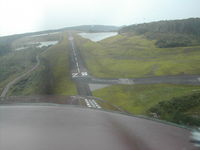  @ 7SP - Fighting Winds On Final - by Shane Watts