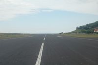 Corvo Airport photo, click to enlarge