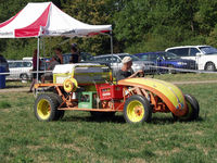  - this car is normally used to tow gliders - by eap_spotter