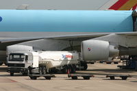  - refueling Korean Air Cargo HL7466 B747-4B5F/SCD - by Daniel Vanderauwera