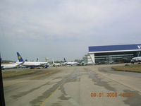  - VEM Maintenance ramp at Rio De Janeiro - by John J. Boling